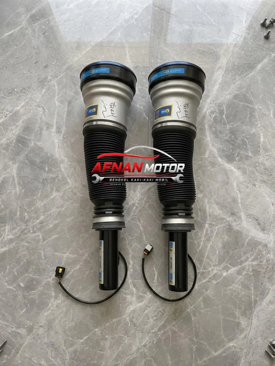Shock air suspension (airsus), foto stok nomor 9